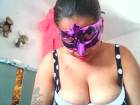 Muskan-kumare Adlı Modelin Canlı XXX Sohbeti