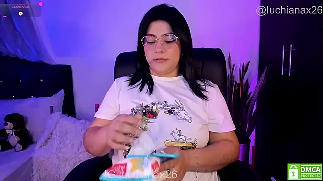 Chatroom XXX en direct de lucy26_