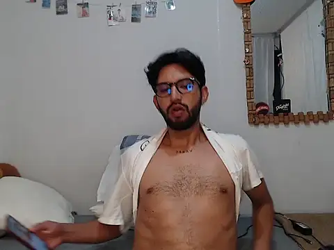 thomass1018 Webcamshow