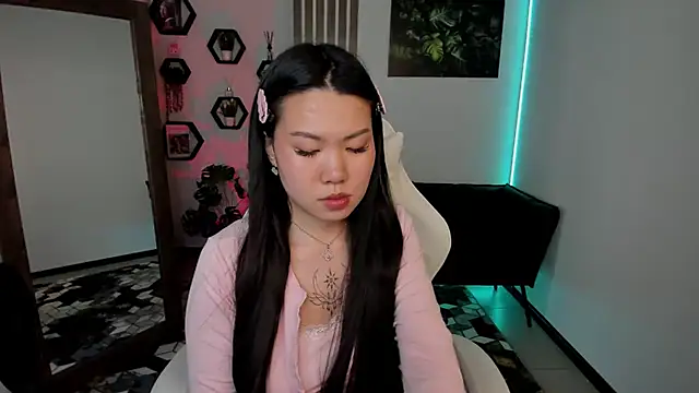 LunaPurrr: онлайн-секс-чат