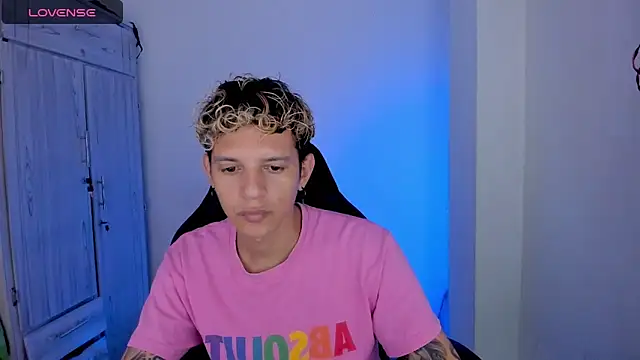 tylernova লাইভ XXX চ্যাট