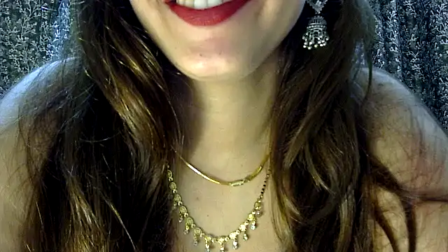 Czat XXX na żywo – Exotic_tanvi