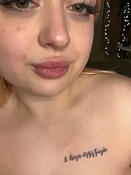 Živý XXX chat KellyMoors