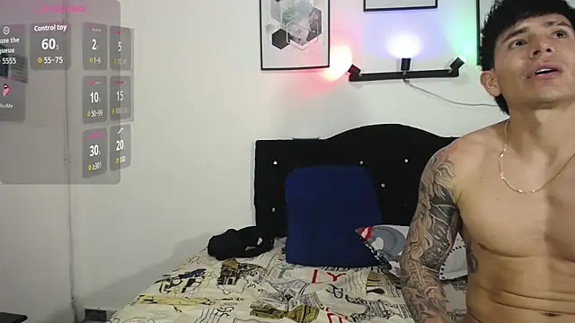 Thomas_and_lyan's Live XXX Chat