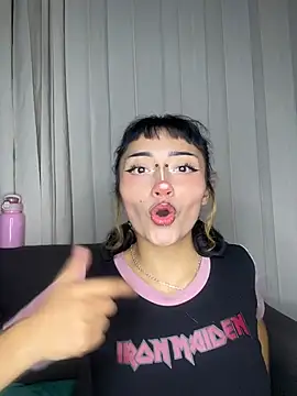 Chat XXX en directo de baby_akuma