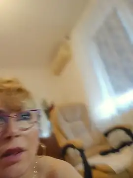 elacoquette 现场XXX聊天