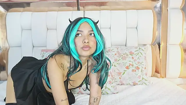 kinkylittlegirll Live XXX-chat