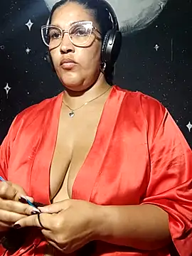 Chat +18 de Ivy_horse_ ao vivo