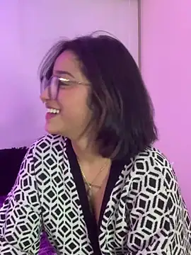 XXX chat uživo modela LilithMonette