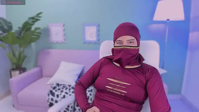 milkk_ élő XXX-chatje