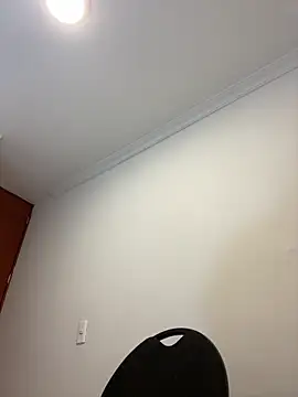 Zara_Ross' Live XXX Chat