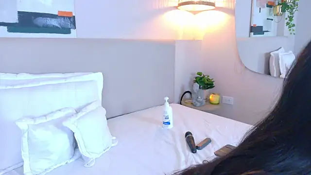 VioletBloomm's Live XXX Chat