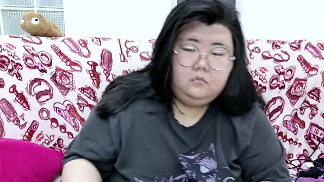 Chat XXX Live Nadine_asian