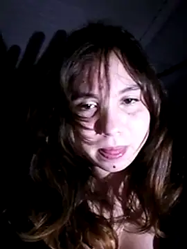 Pertunjukan Kamera Web miricso