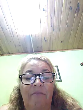 Pertunjukan Kamera Web momismilf544