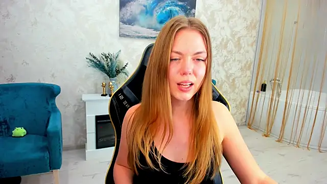 Strawberrye 现场XXX聊天