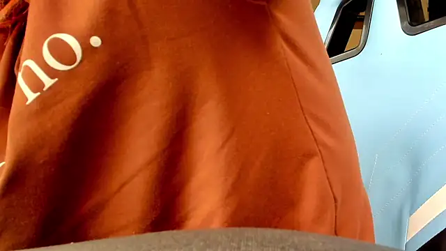 karo123421's Live XXX Chat