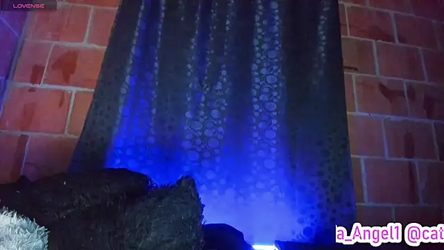 Cata-angel Chat XXX in diretta