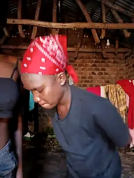 holygrail001のライブXXXチャット