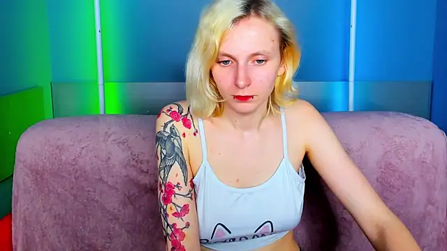 XXX chat uživo modela LikiLips