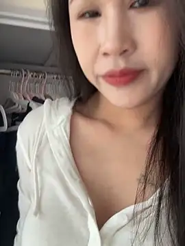 XXX chat uživo modela littlesluttycat