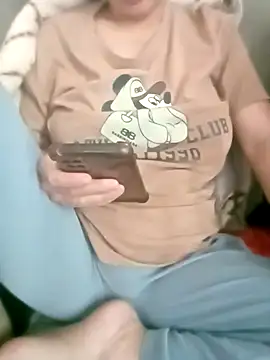 XXX chat uživo modela Npchi