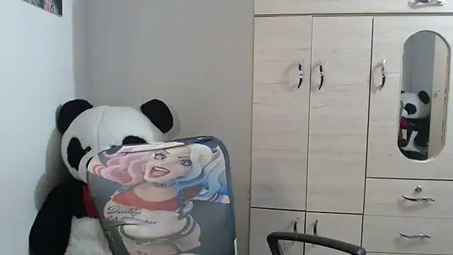 SWEETT_CORY: διαδικτυακό σόου στην κάμερα