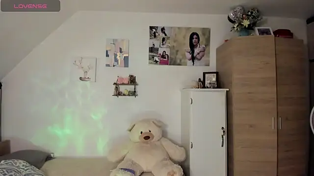 Pertunjukan Kamera Web Veronikolsen-