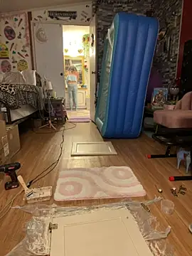 XXX chat uživo modela TranSexualJade95