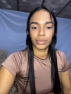 XXX chat uživo modela FlorSalvaje_