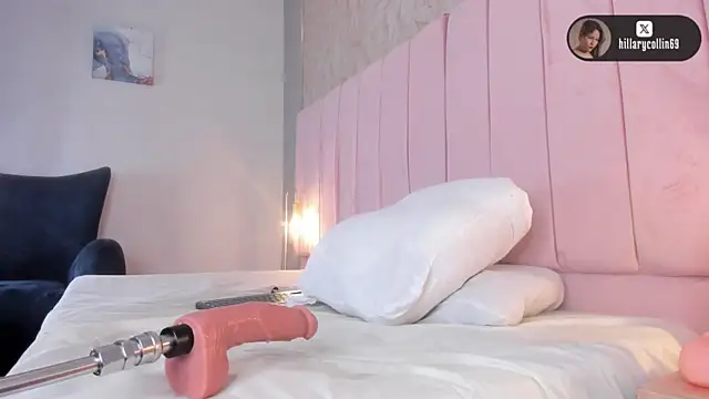 Hillary_Collins1: απευθείας συνομιλία ΧΧΧ