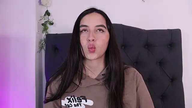 XXX chat uživo modela kaylee_lee