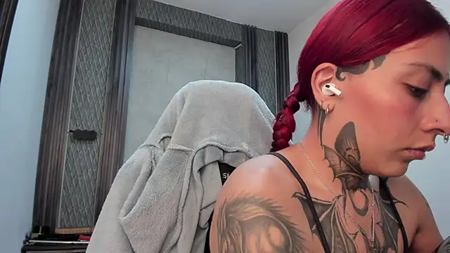 Živý XXX chat selene_red_