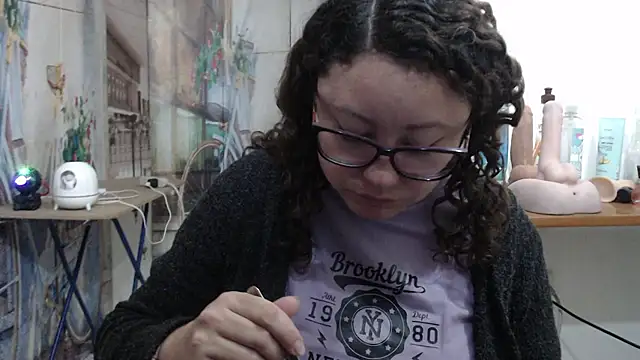 Chat XXX ao vivo de curly_greeneyed