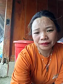 XXX chat uživo modela miomio-12