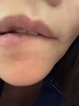 Pertunjukan Kamera Web lucyxiaolulu