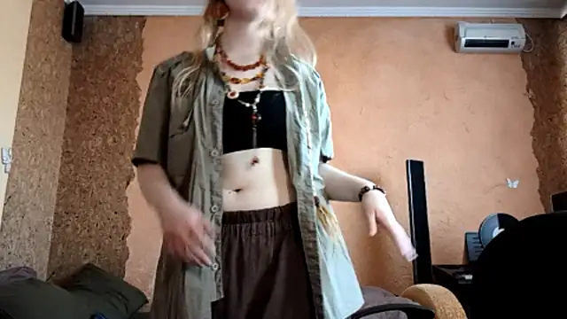 KateVibe_01's Webcam Show