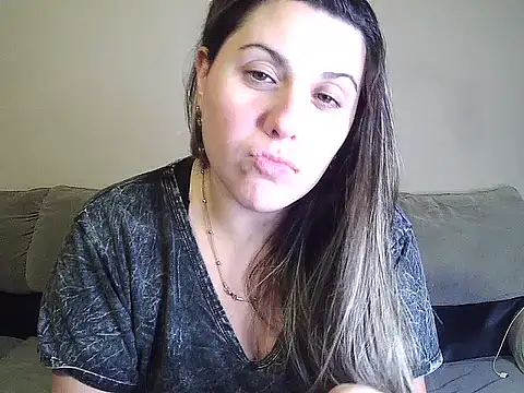 Pertunjukan Kamera Web SoyMaraLuxe