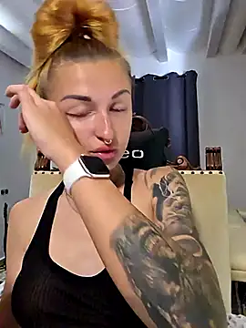 Živý XXX chat kylie_blck