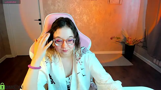 Aleks-caster 라이브 XXX 채팅