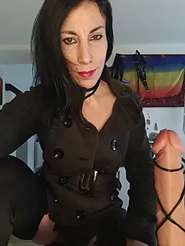 freyamoret: απευθείας συνομιλία ΧΧΧ