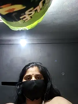 Sexy_khushi19's Webcam Show