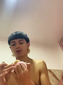 Maiky_Cooper01 Live XXX-chat