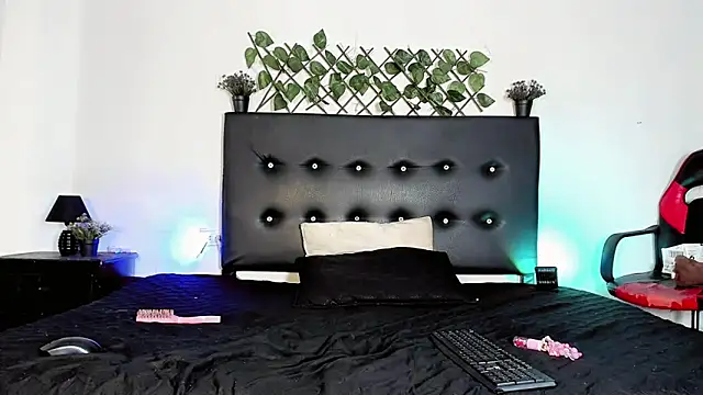 JERO_TEASE_S7S: онлайн-секс-чат