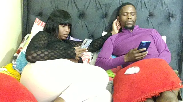 Chat +18 de Dandelion_enigman ao vivo