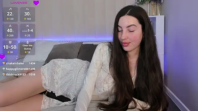 LiraRevery's Live XXX Chat