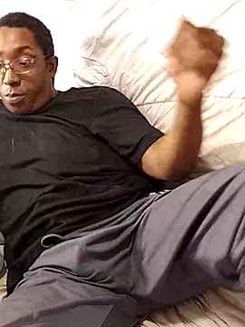 B4KINCのライブXXXチャット