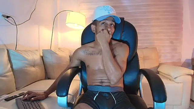 ricky_spensar23cm_: онлайн-секс-чат