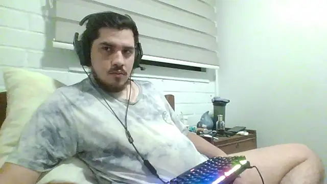 Chatroom XXX en direct de hung_weeb