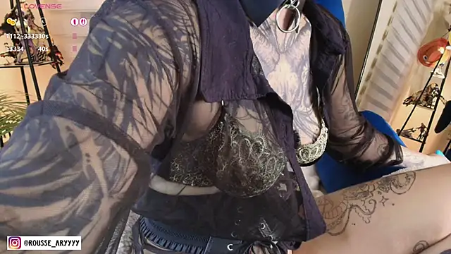 Chat +18 de AryRousse ao vivo